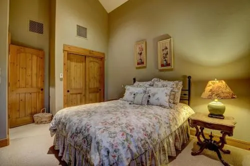 Family Getaway House #1 - Image 1