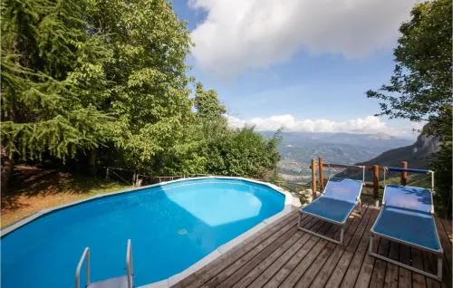 Holiday Home In Fabbriche Di Vallico - Image 1