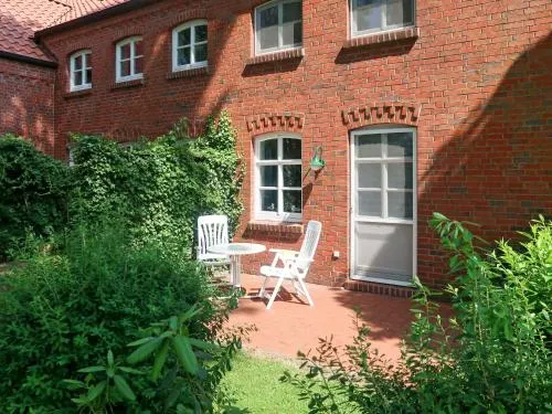 Gulfhof 143s - Image 1