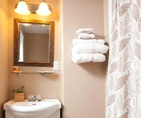 Fortune Harbourview B&B - Image 1