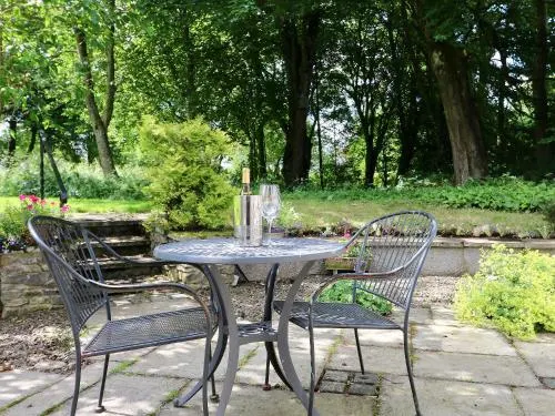 Gardener's Cottage - Image 1
