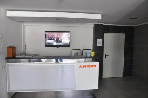 Alpenrose Sport Hotel - Image 1