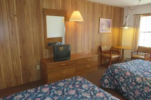 Seacrest Motel - Image 1