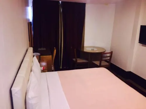 Alrayah Hotel - Image 1