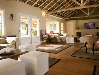 Howard Johnson Hotel Finca Maria Cristina - Image 1