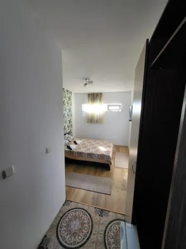 Vila Hipo - Image 1