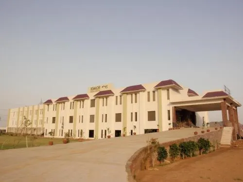 Komachi Hotel - Image 1