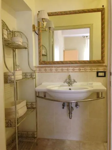 La Casina Del Borgo - Image 1