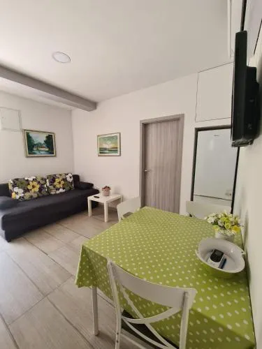 Apartment Bart - Image 1