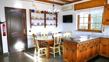 Villa Mercedes - Image 1