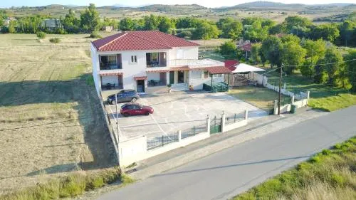 Avantis Apartments - Image 1