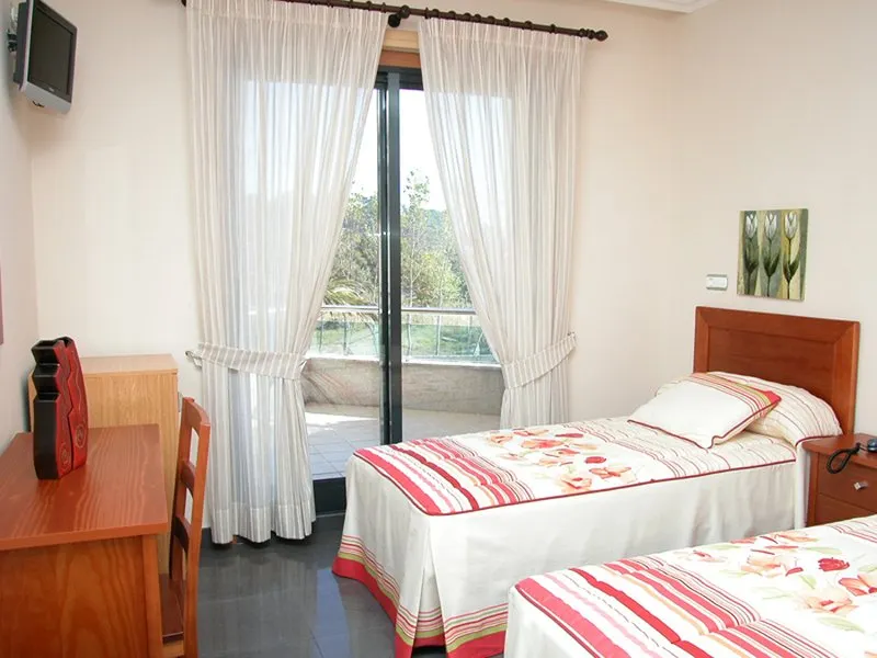 Hotel Pedramar - Image 1