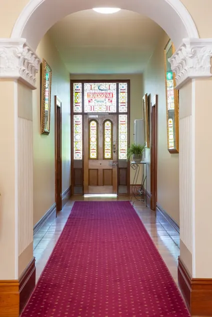 Ravenscourt s Studio Apartment Close to Everything - Image 1