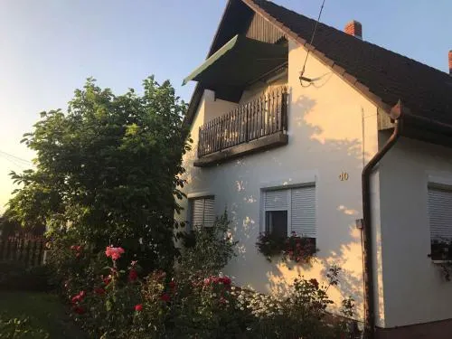 Apartment In Balatonbereny 35891 - Image 1