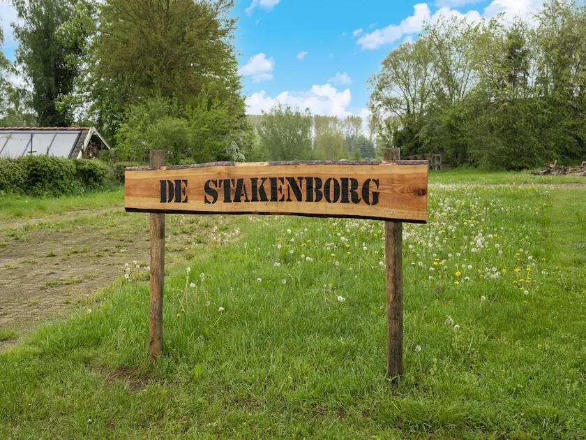 Spacious holiday home in Voorst with garden - Image 1