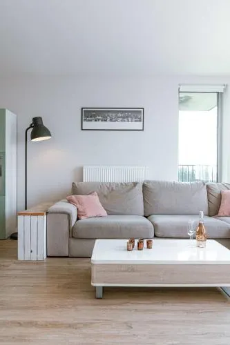 Modern apartment in a central location in Antwerp - Image 1