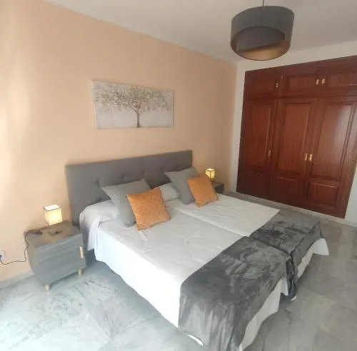 San Pedro Apartamentos - Image 1