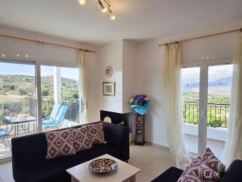 Lakithra Apartments - Image 1