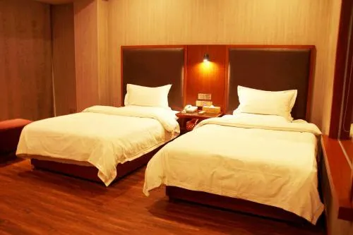 Starway Hotel Yulin Railway Station - Image 1
