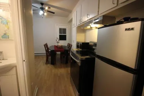 Entire Apartment In Montreal - Image 1