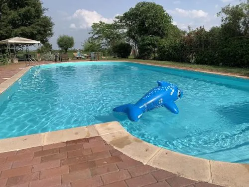 Apartment in Veneto With Shared Pool - Image 1