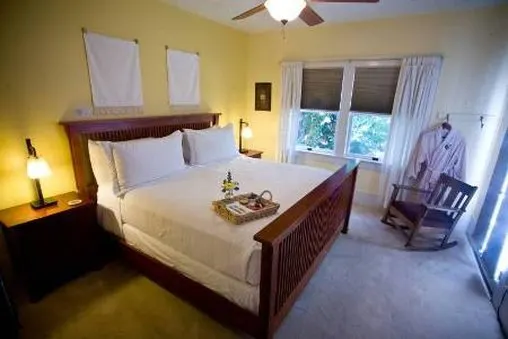 Cooper House Bed & Breakfast Inn - Image 1