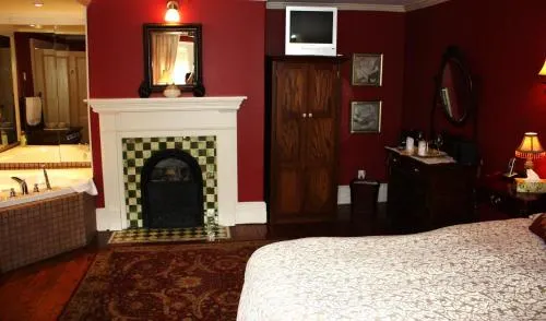 Sophia's Heritage Inn - Image 1