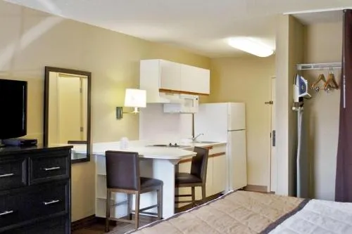 Independent (Sphc) Beachwood Extended Suites By Ihg - Image 1