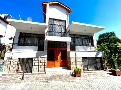 Konukzade 36 Hotel - Image 1