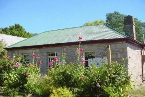 Colonial Cottages Of Ross - Image 1