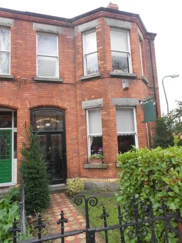 Portland House - Image 1