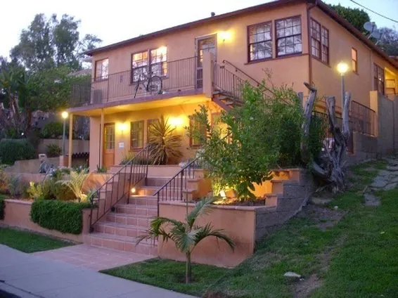 Baxter 5 - Apartments - Image 1