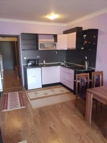 Amphora Apartments - Image 1
