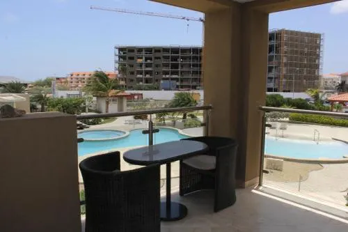 Oasis 9, J.E. Irausquin 242 - Image 1