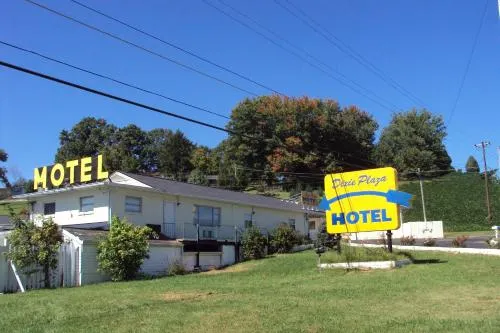 Dixie Plaza Motel - Image 1