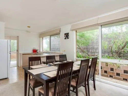 Panoramic Views Portsea - Image 1