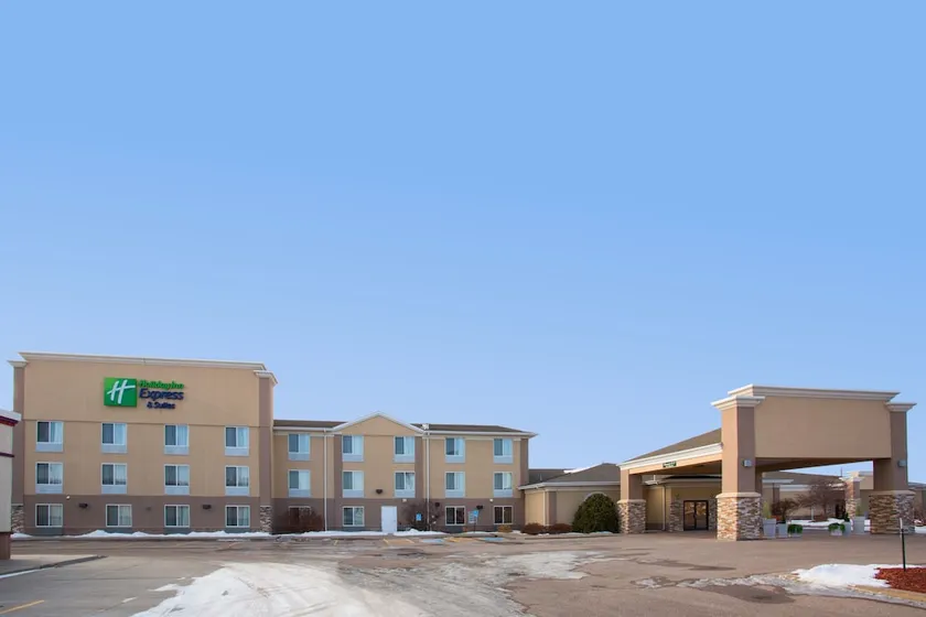 Holiday Inn Express Hotel & Suites Lexington - Image 1