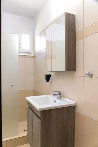 Antigone Apartments - Image 1