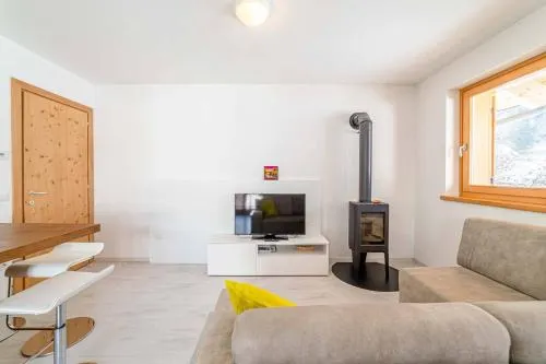 Olivia Home - Image 1