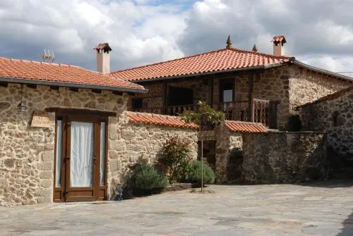 Apartamentos Aira Sacra - Image 1
