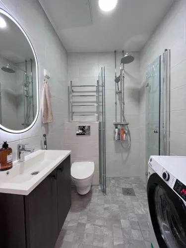 Stylish flat next to metro - Image 1