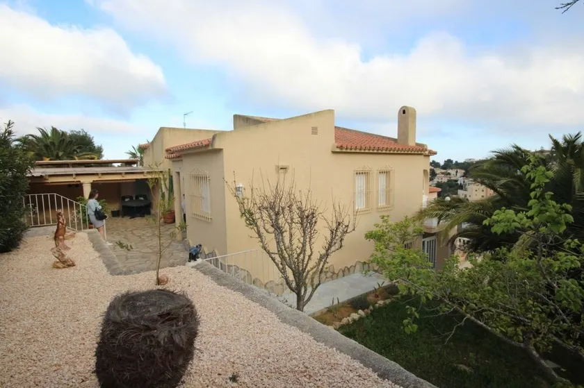 Villa Girasoles - Image 1
