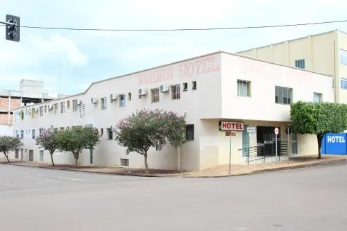 Sandro Hotel - Image 1