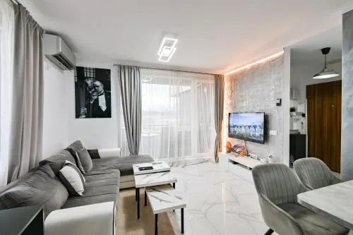 Ghome luxury apartment - Image 1