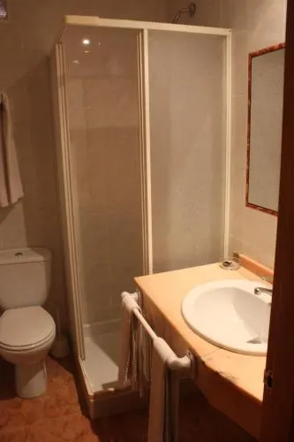 Hostal Hellin - Image 1