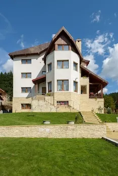 Vila Surya - Image 1