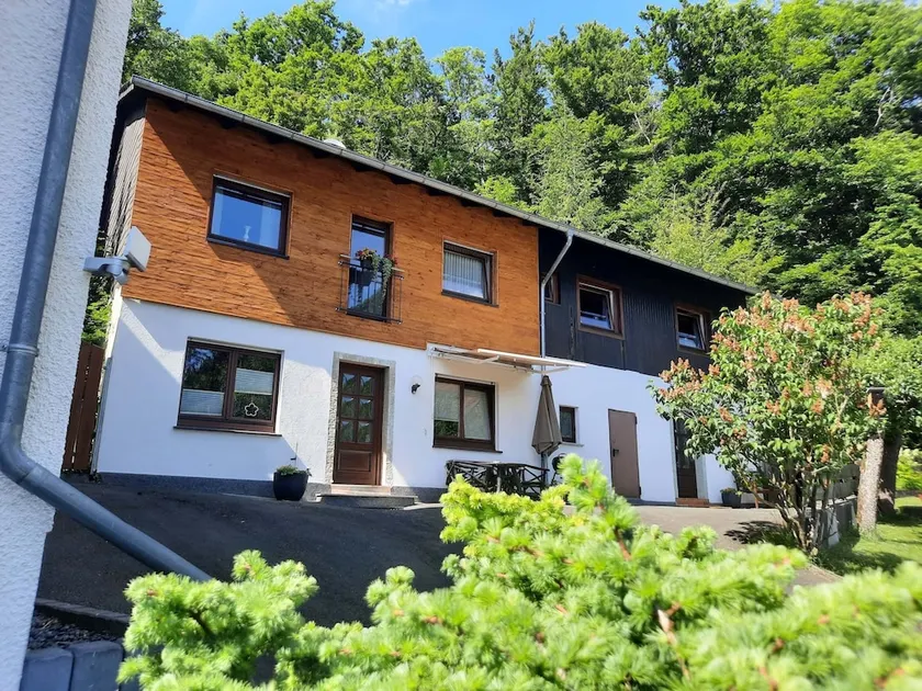 Holiday home in Medebach with Balcony - Image 1