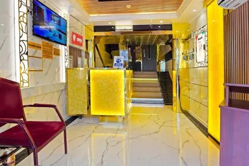 OYO 338 Transworld Hotel - Image 1