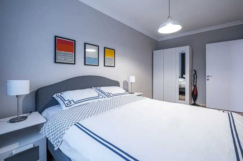 Spacious Central Apartment Crossroads of Transports - Image 1
