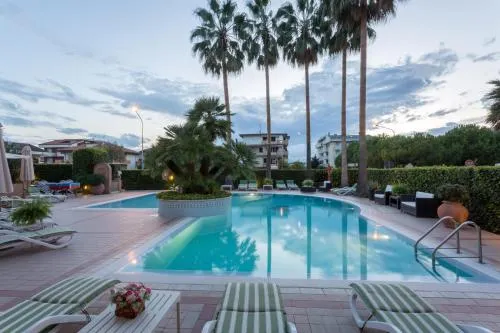 Residence Torre del Mar - Image 1